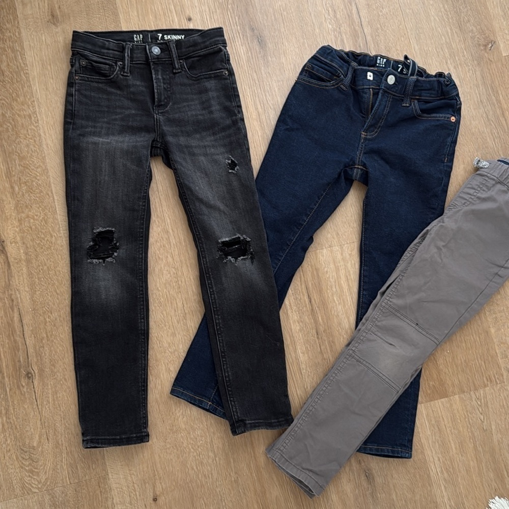 3 Pairs of Pants - Picture 2 of 5